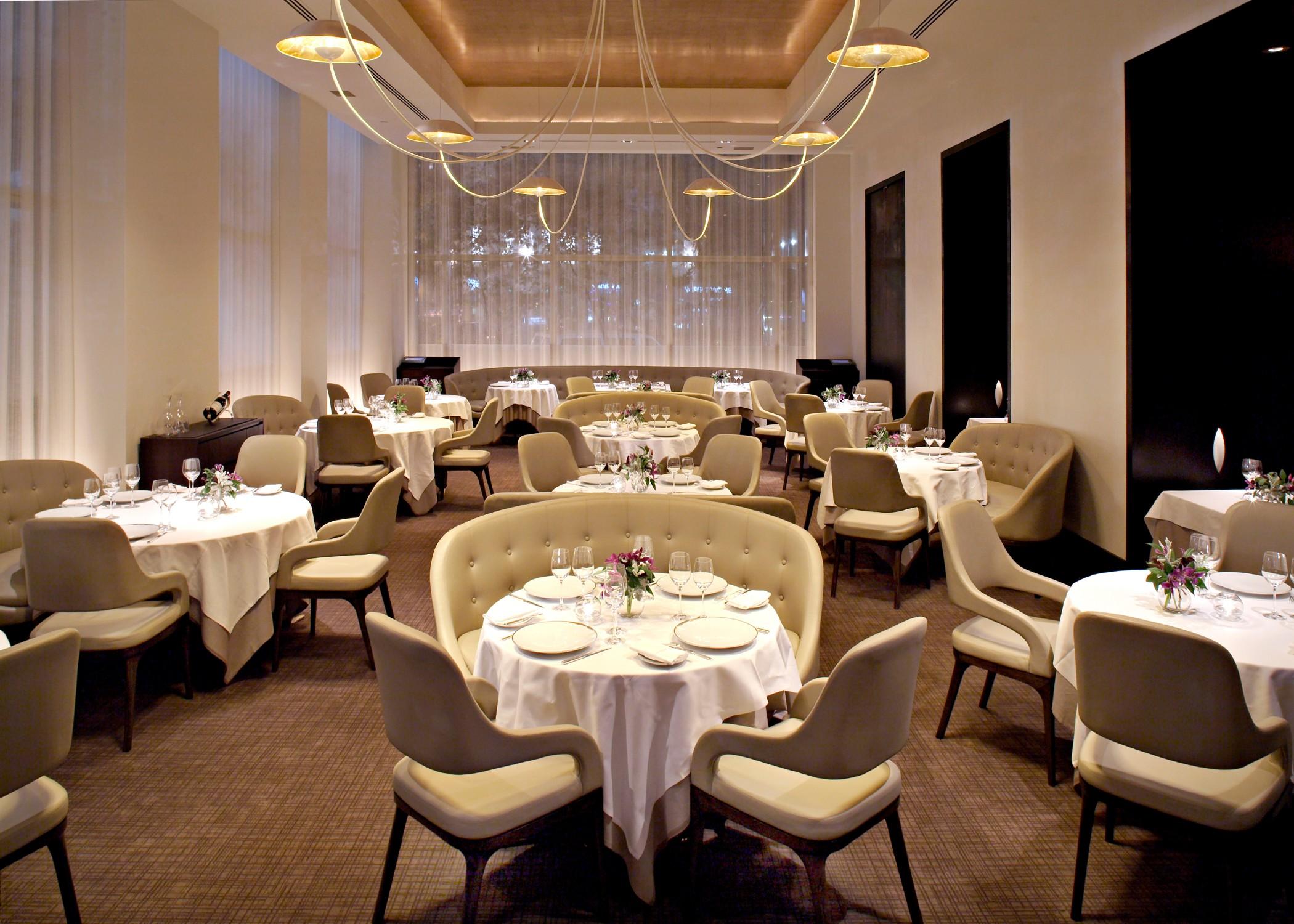 ทรัมป์ อินเตอร์เนชั่นแนล โฮเทล แอนด์ ทาวเวอร์ นิวยอร์ก Hotel ร้านอาหาร รูปภาพ The interior of the restaurant