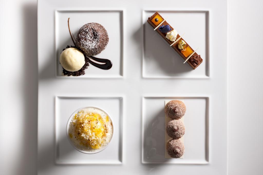 ทรัมป์ อินเตอร์เนชั่นแนล โฮเทล แอนด์ ทาวเวอร์ นิวยอร์ก Hotel ภายนอก รูปภาพ Desserts